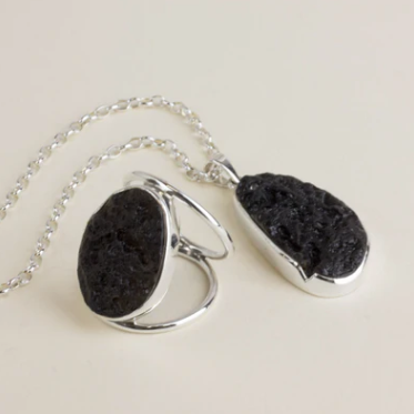 Tektite