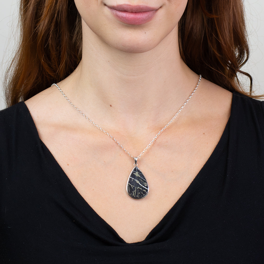 TEAR SHAPED SWISS PYRITE BEZEL NECKLACE ON MODEL