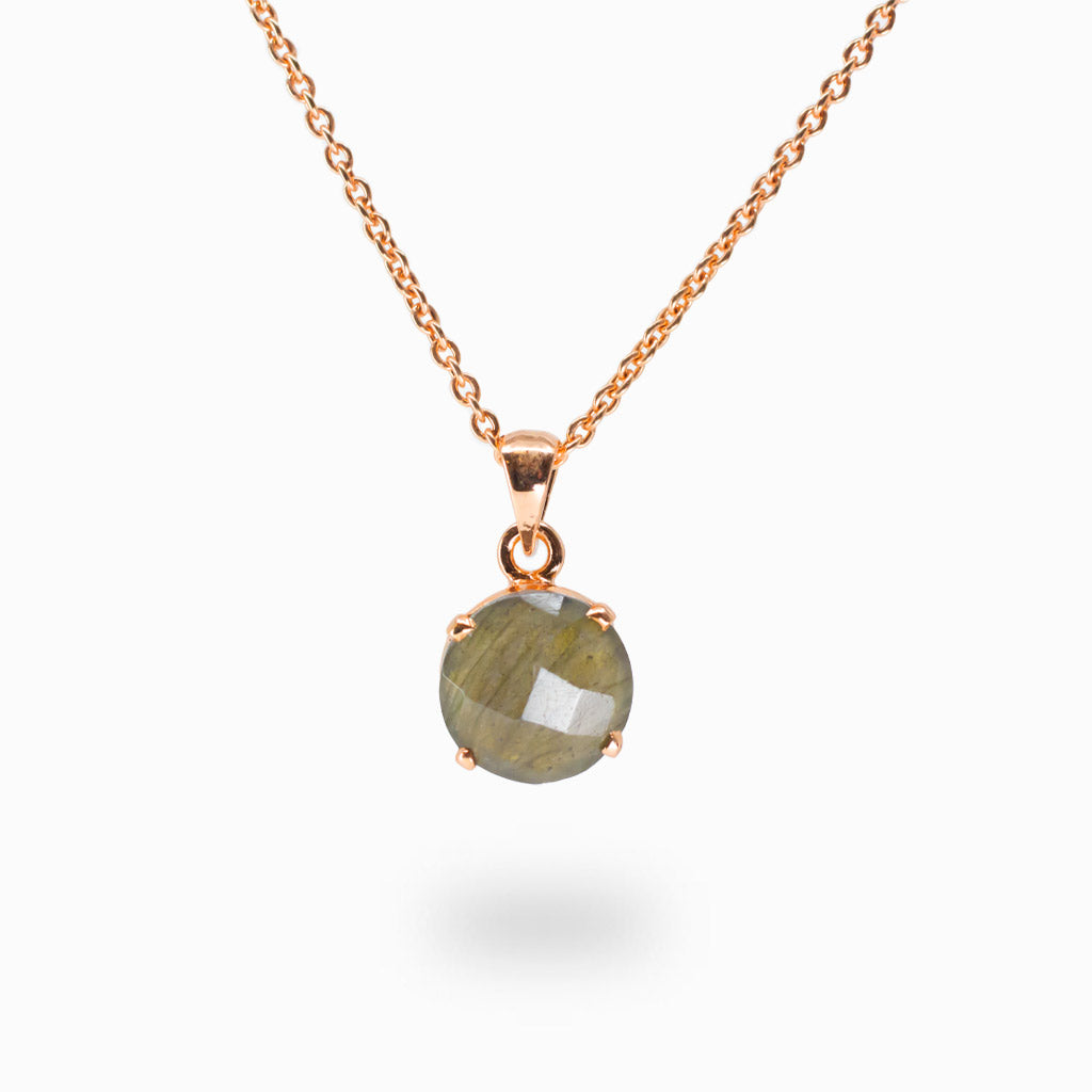 Necklace with a round labradorite pendant on a rose gold chain