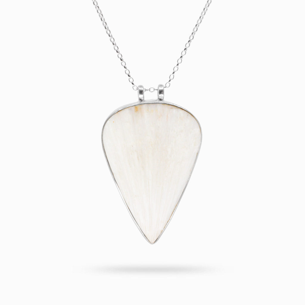 RAW WHITE SCOLECITE NECKLACE