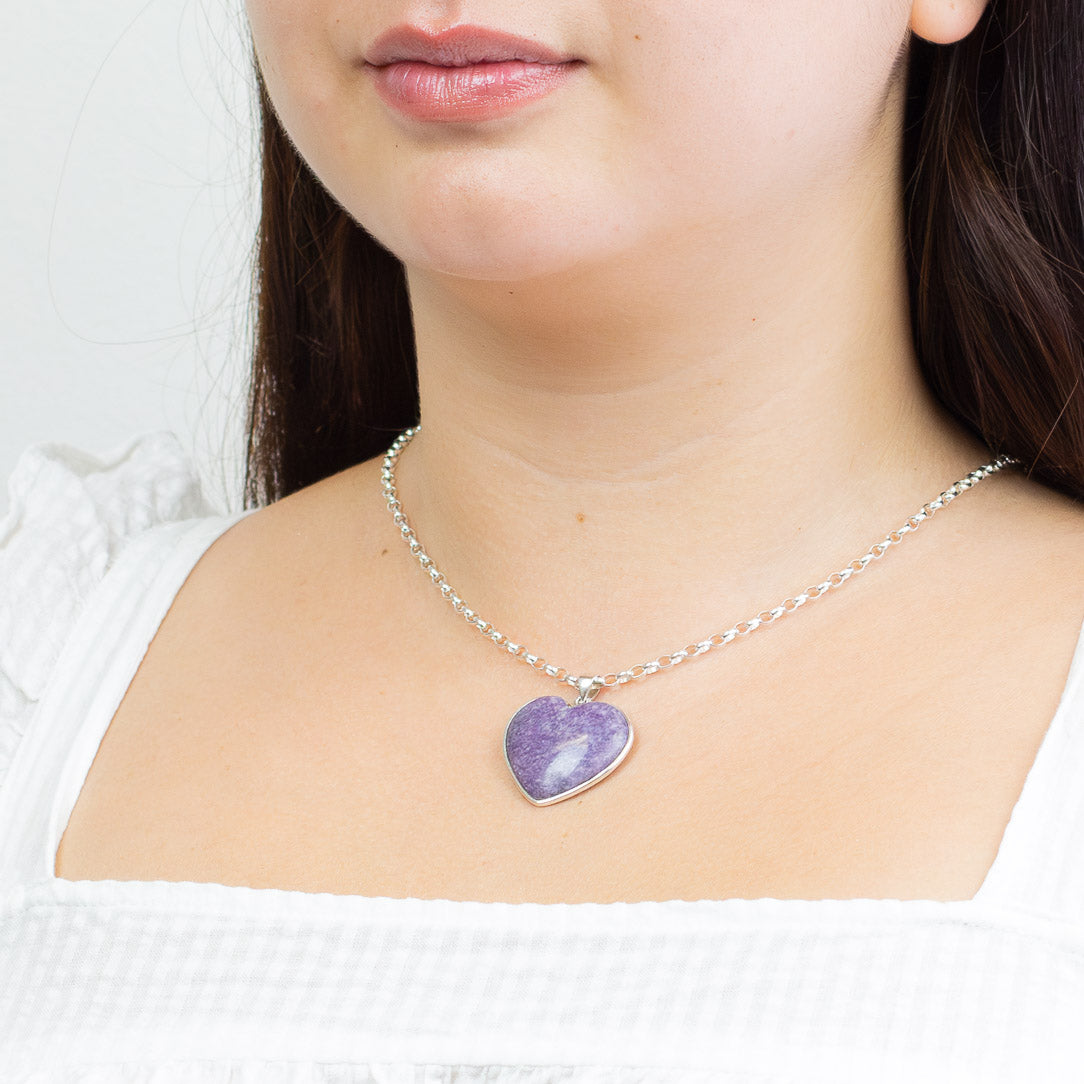 LEPIDOLITE HEART NECKLACE ON MODEL