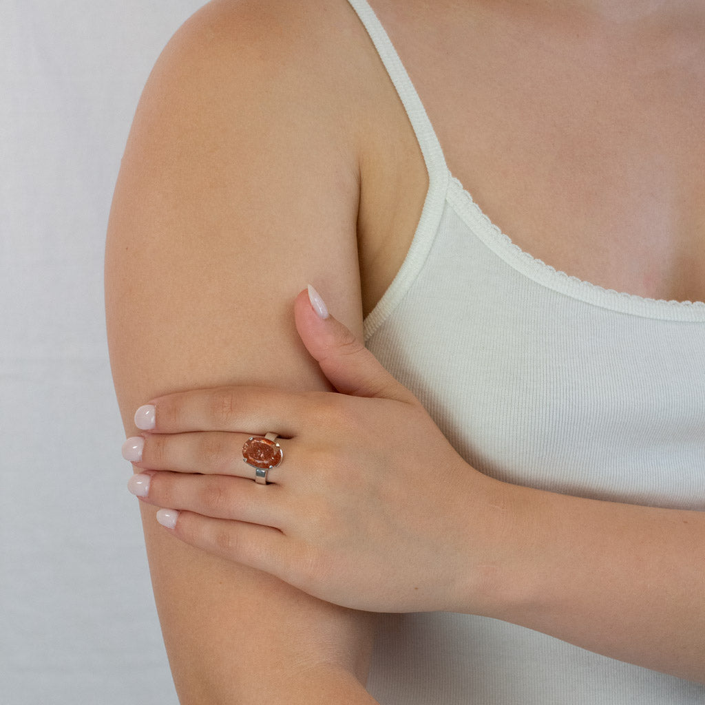 Sunstone ring on model