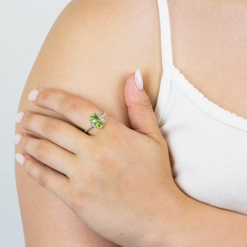 Peridot ring on model