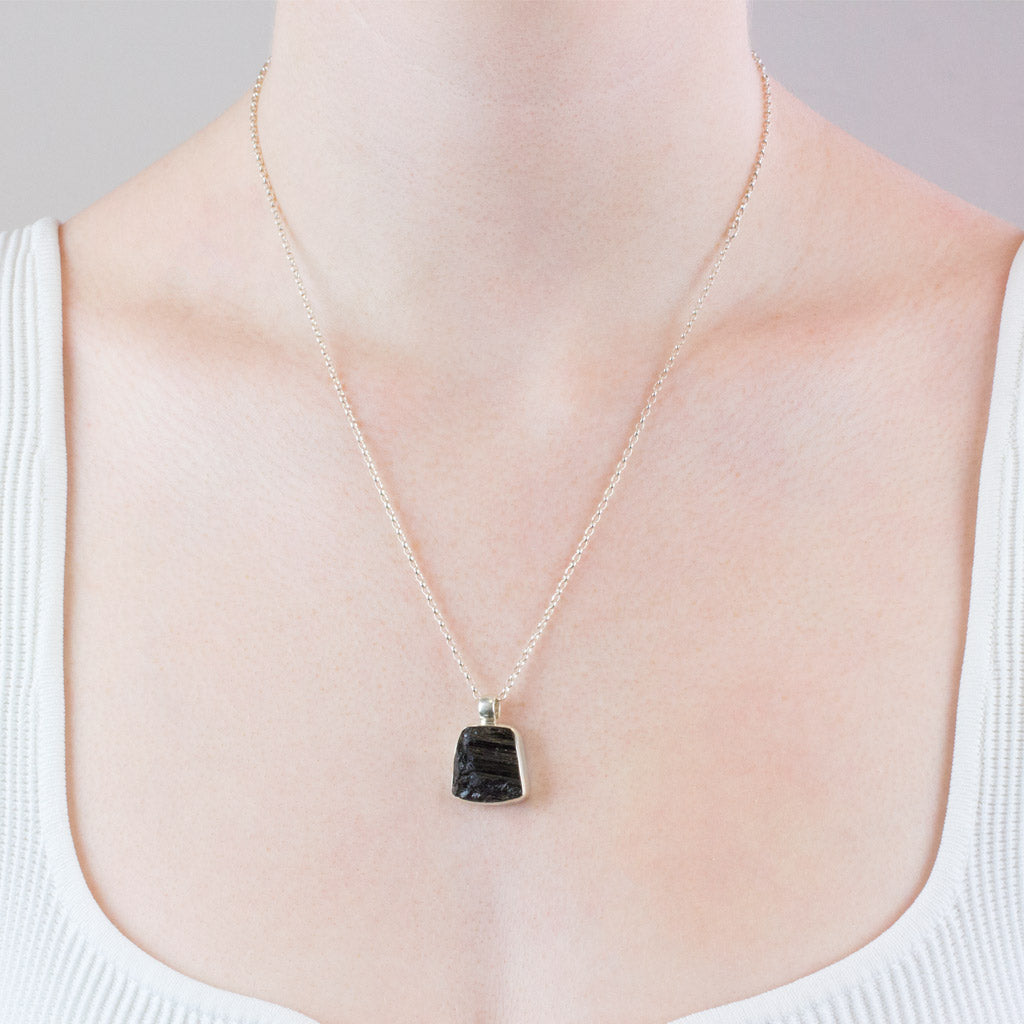 Raw Black Tourmaline Necklace on Model
