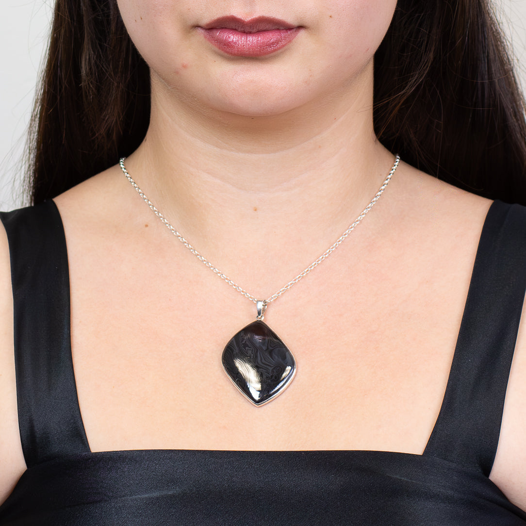 Psilomene Necklace
