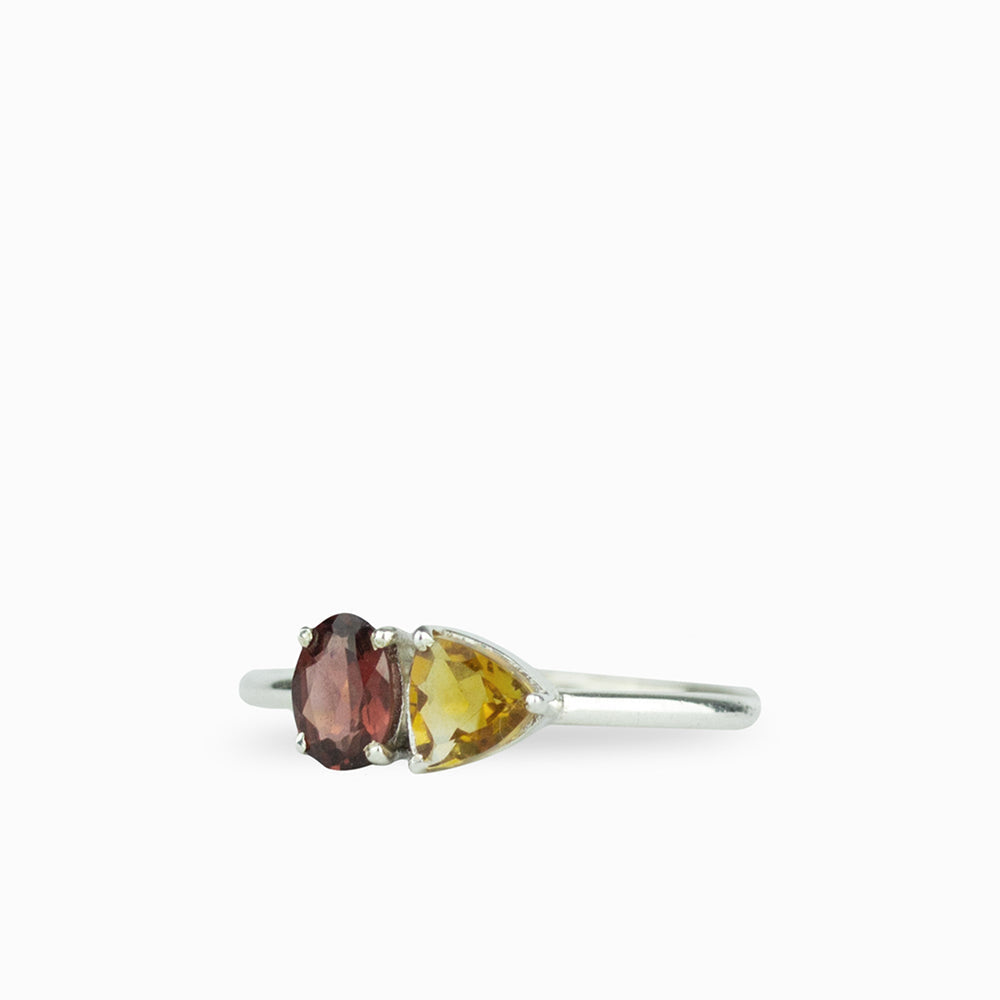 FACETED OVAL GARNET AND TRIANGULAR CITRINE RING STERLING SILVER