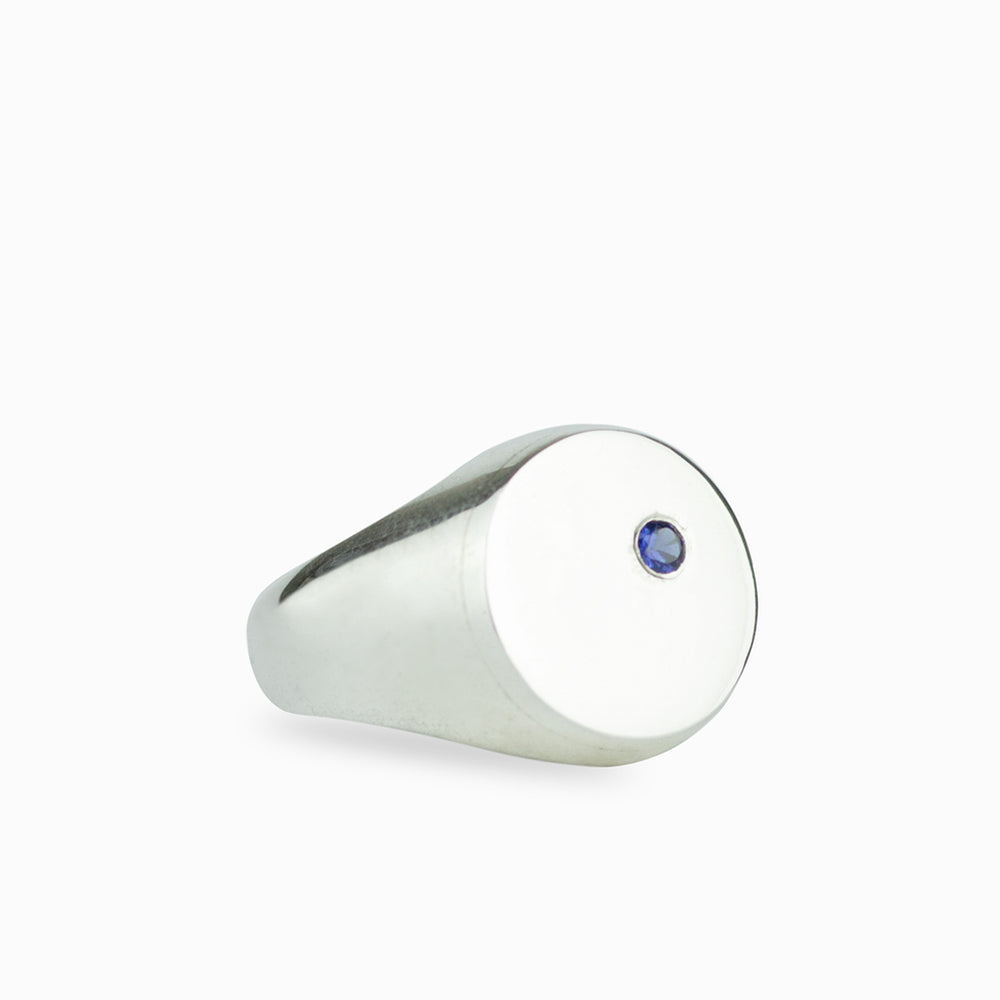 SAPPHIRE SIGNET RING STERLING SILVER | MADE IN EARTH