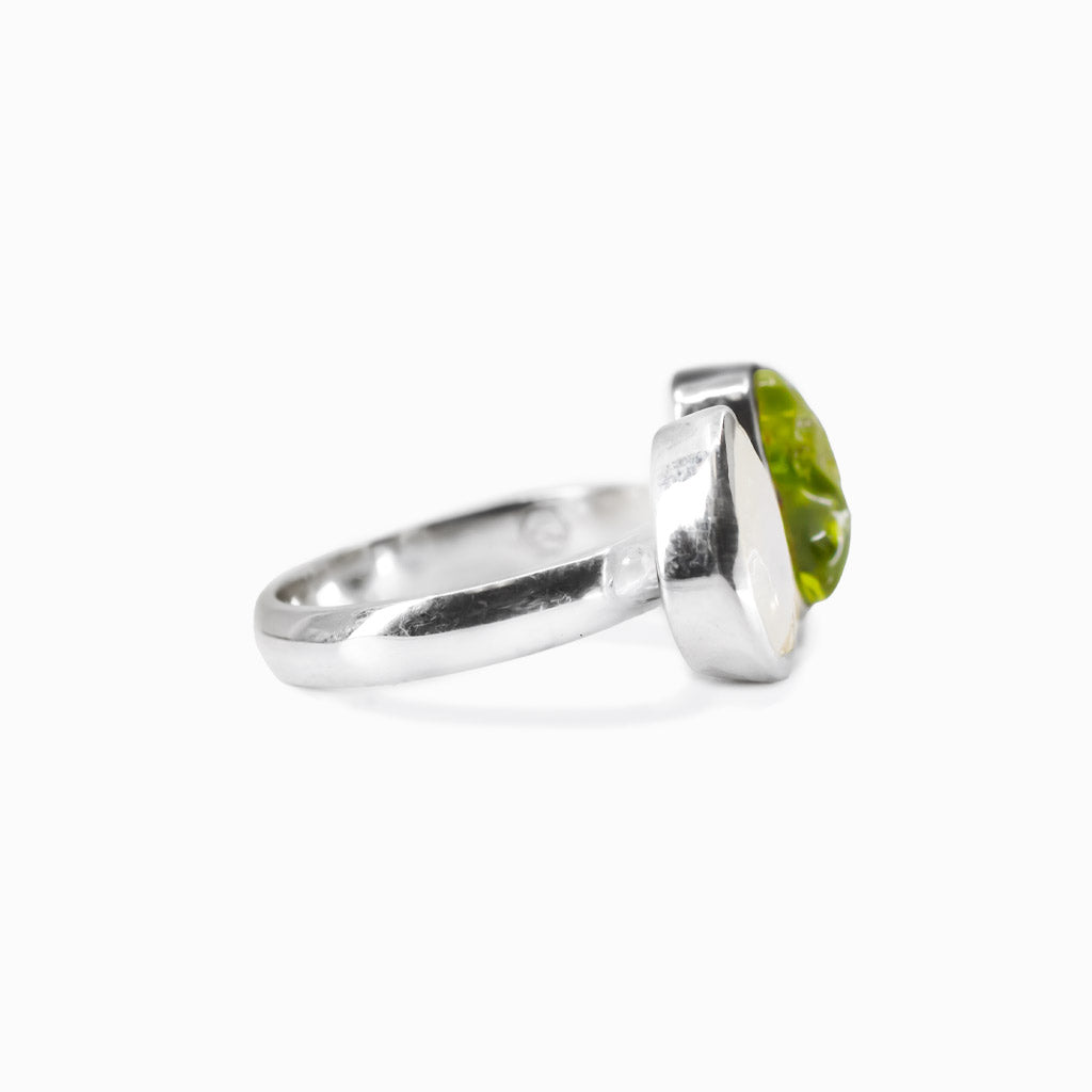 Peridot and Rainbow Moonstone Ring