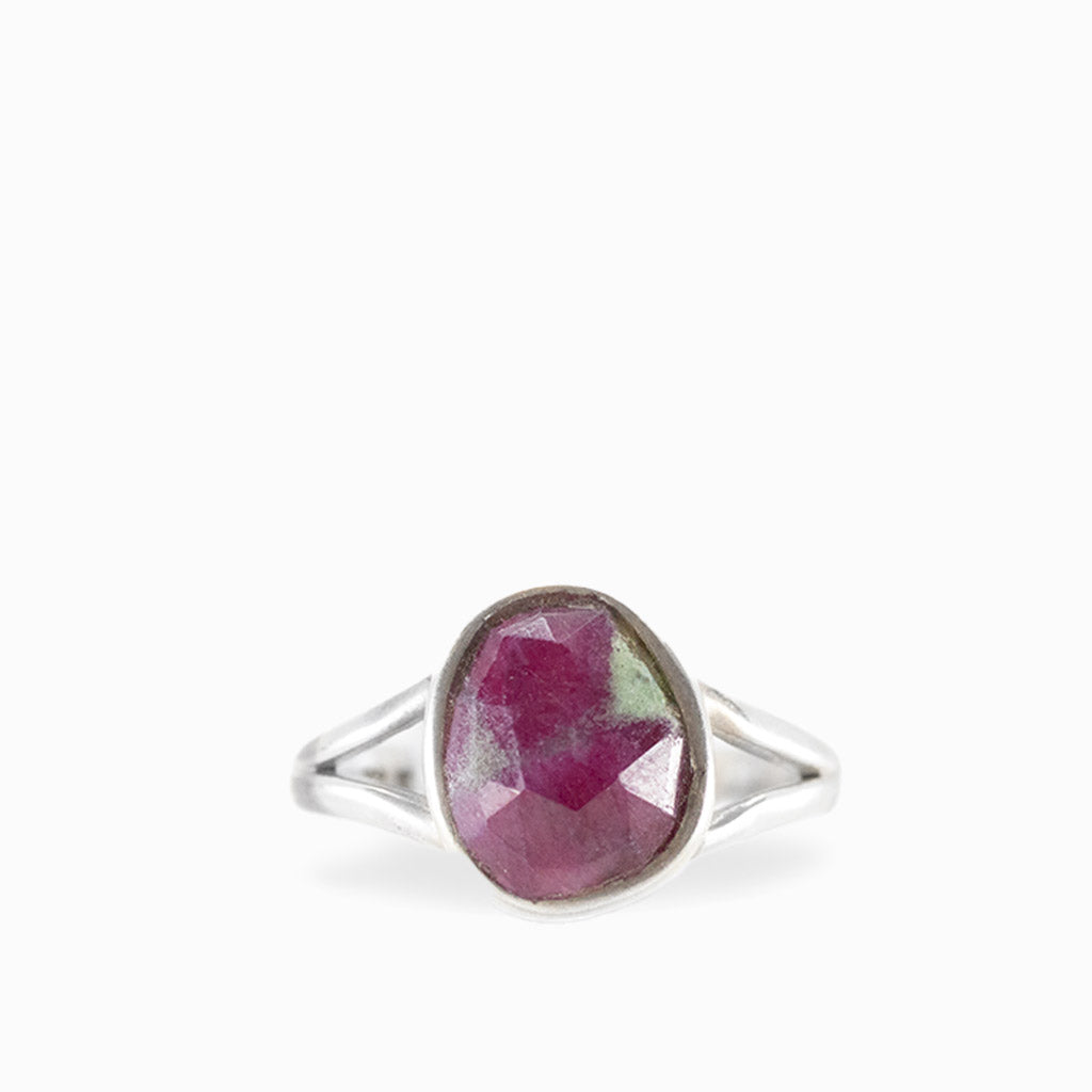 RUBY ZOISITE RING