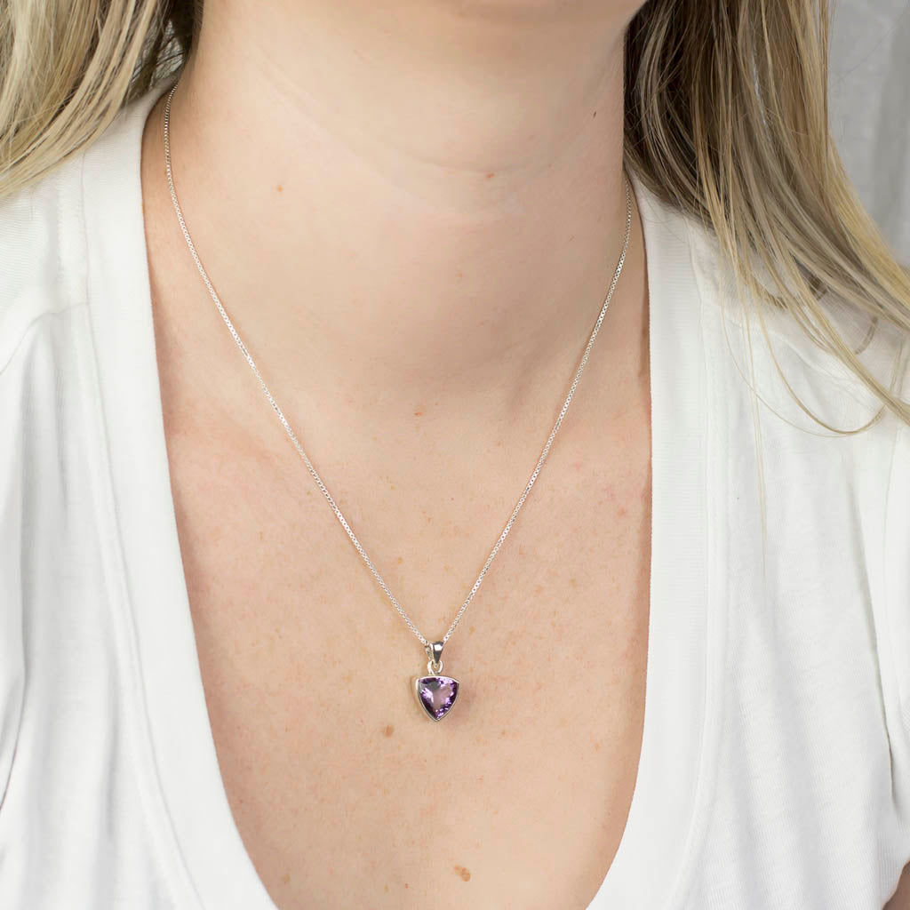 TRIANGLE PURPLE FACETED STERLING SILVER AMETHYST NECKLACE ON MODEL