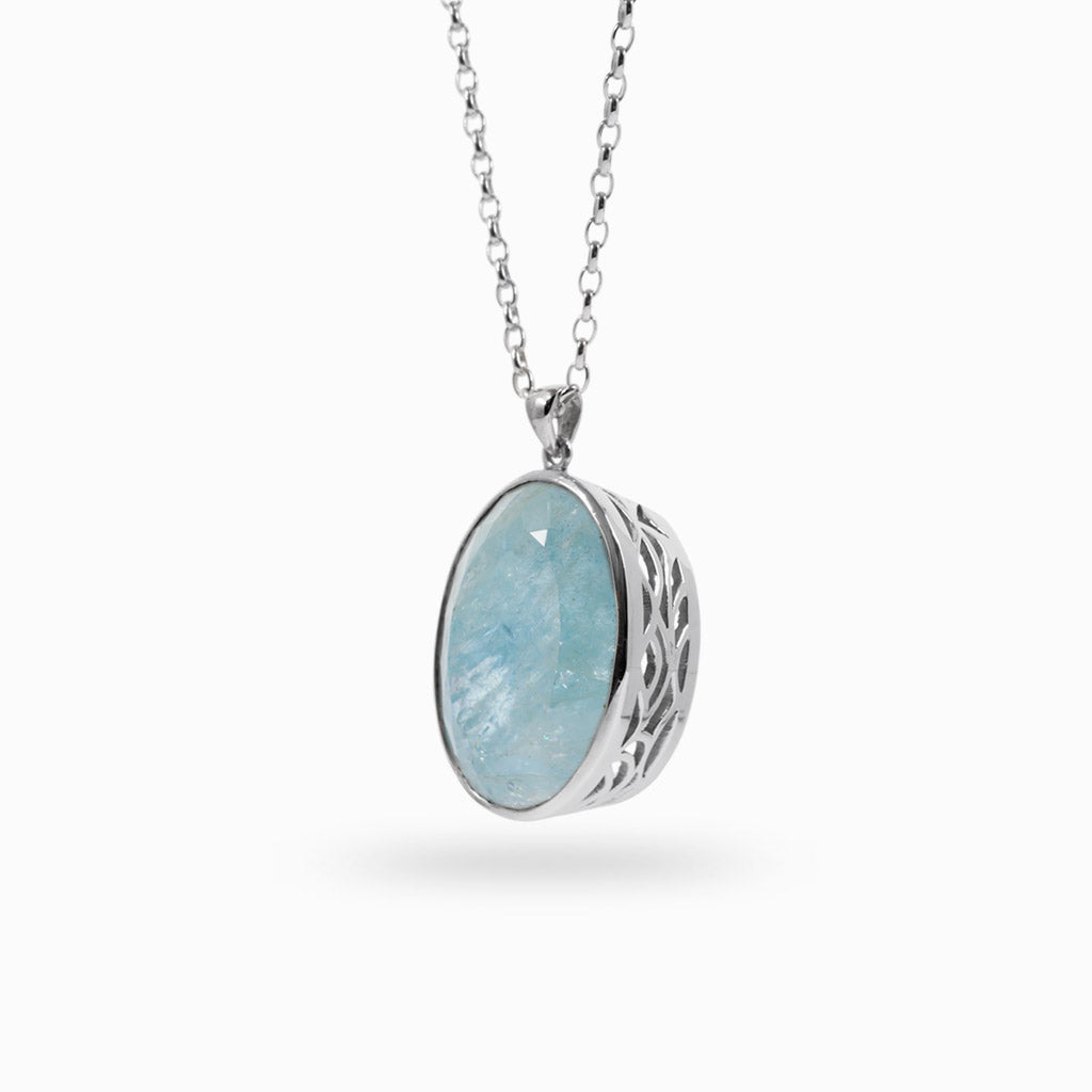 Light blue oval faceted Aquamarine Filigree Necklace