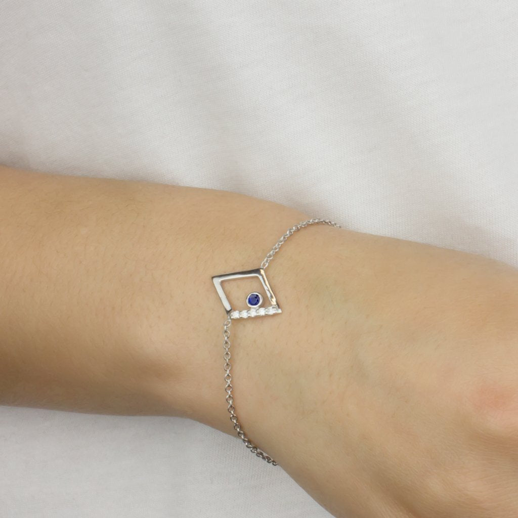 Diamante: Sapphire & Diamond Bracelet on Model