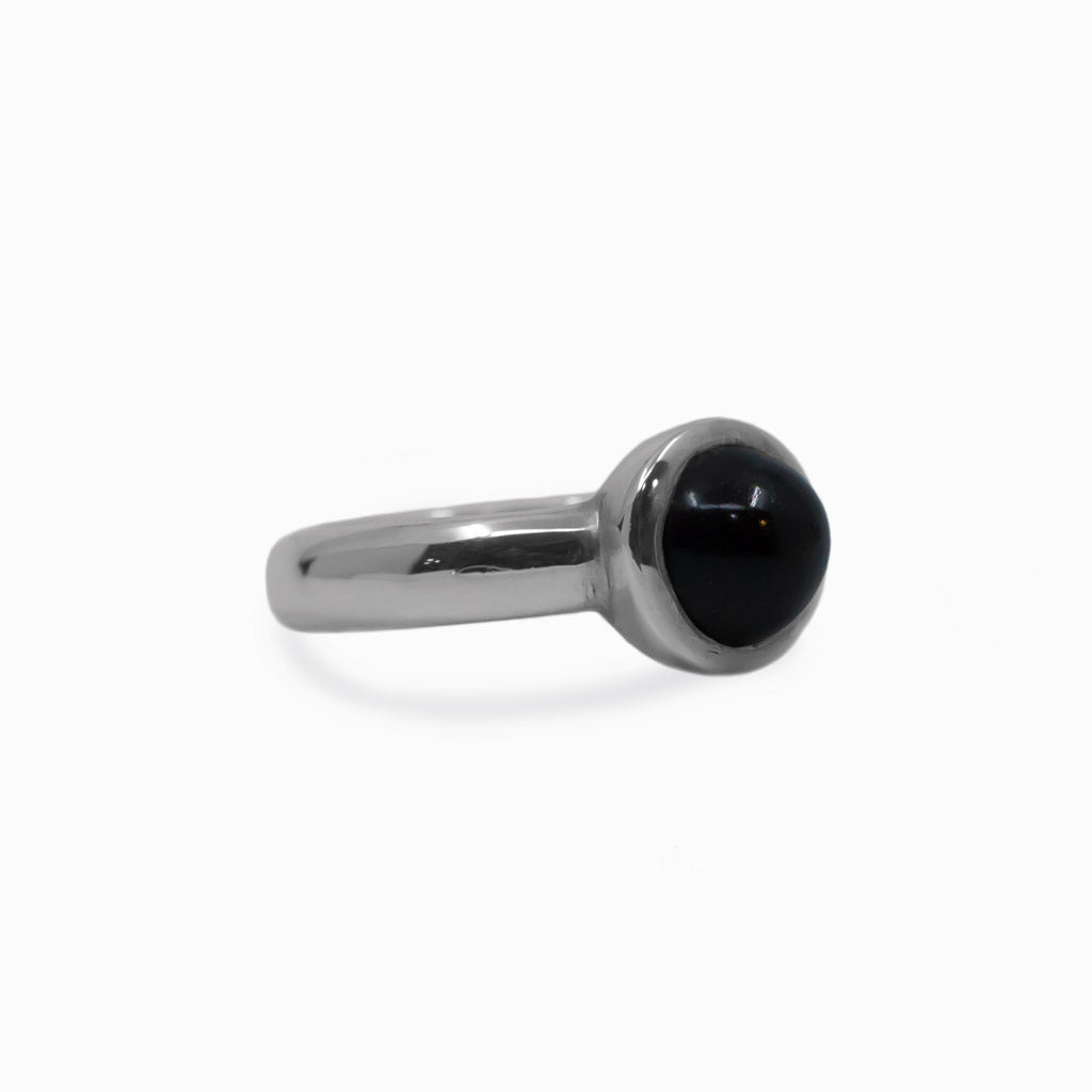 Cabochon Round Black Star Diopside ring