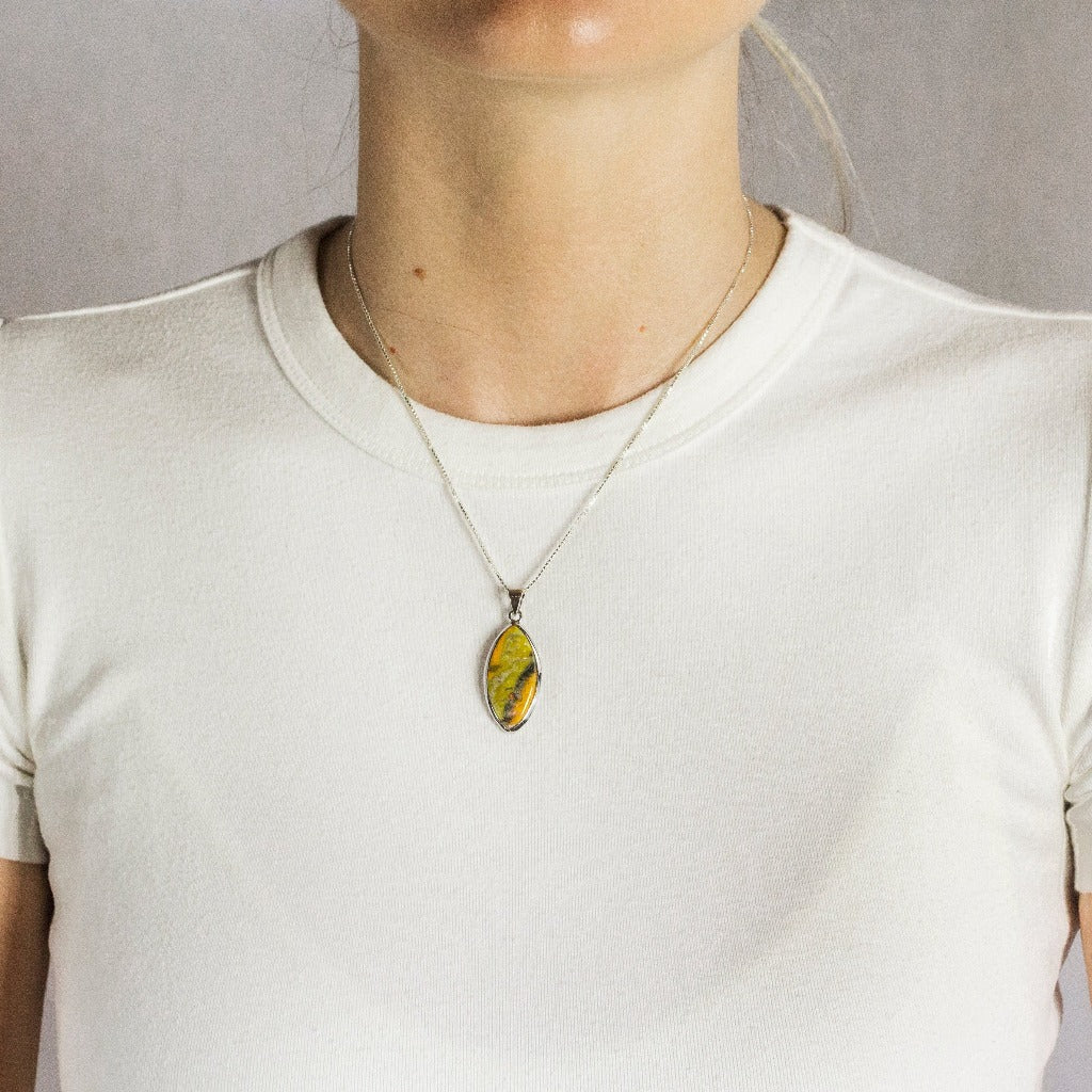 MARQUIS CABOCHON YELLOW-GRAY STERLING SILVER BUMBLE BEE JASPER NECKLACE ON MODEL