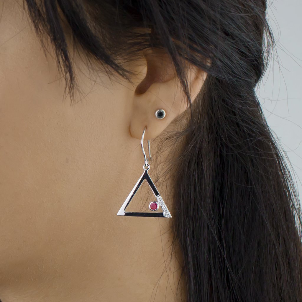 Triangulo: Sapphire & Diamond Drop Earrings on Model