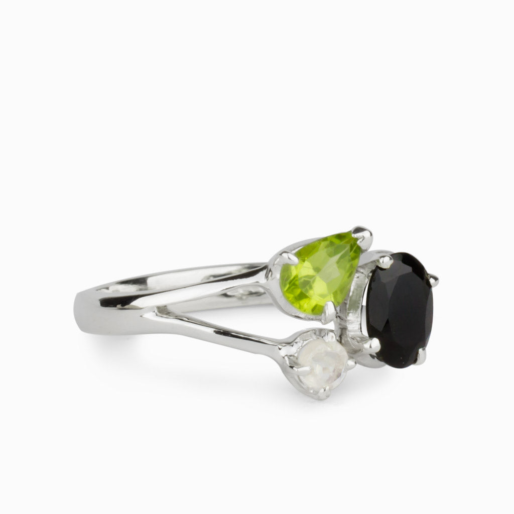 Onyx, Rainbow Moonstone, Peridot Ring