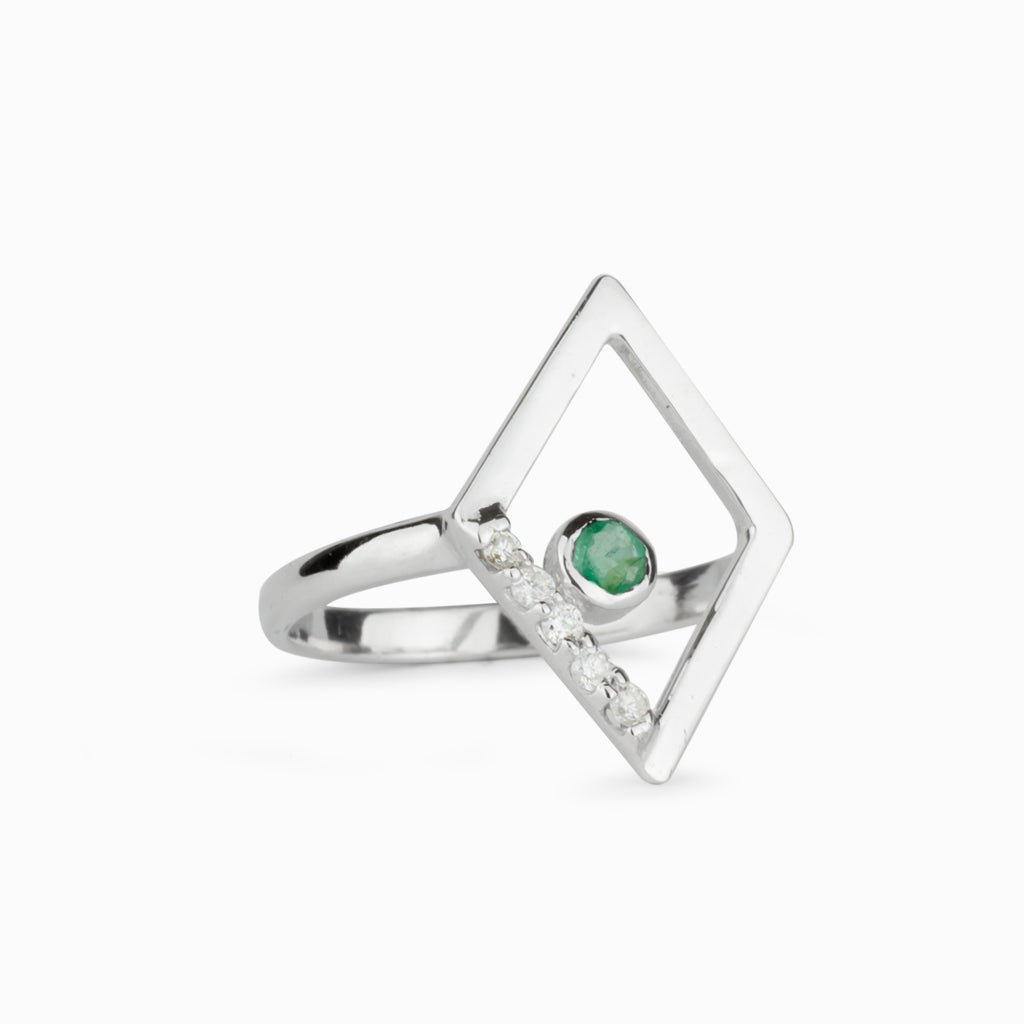 Diamante: Emerald & Diamond Ring