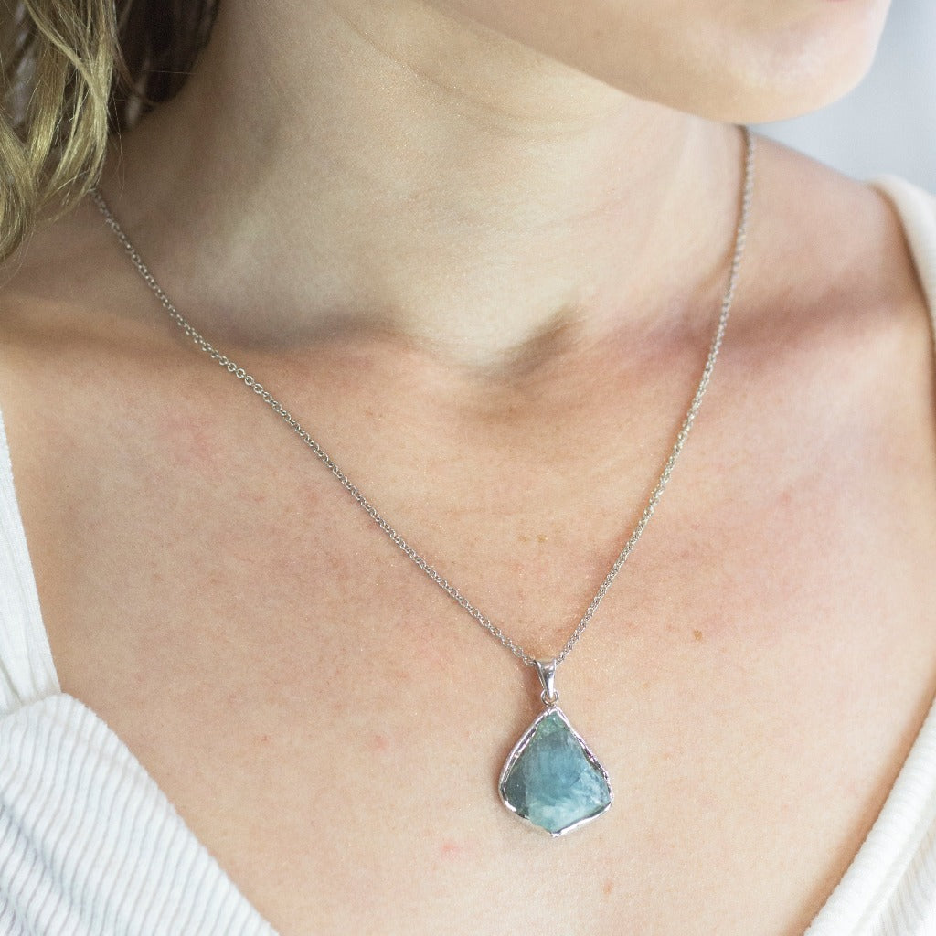 Blue Raw Aquamarine Necklace On Model