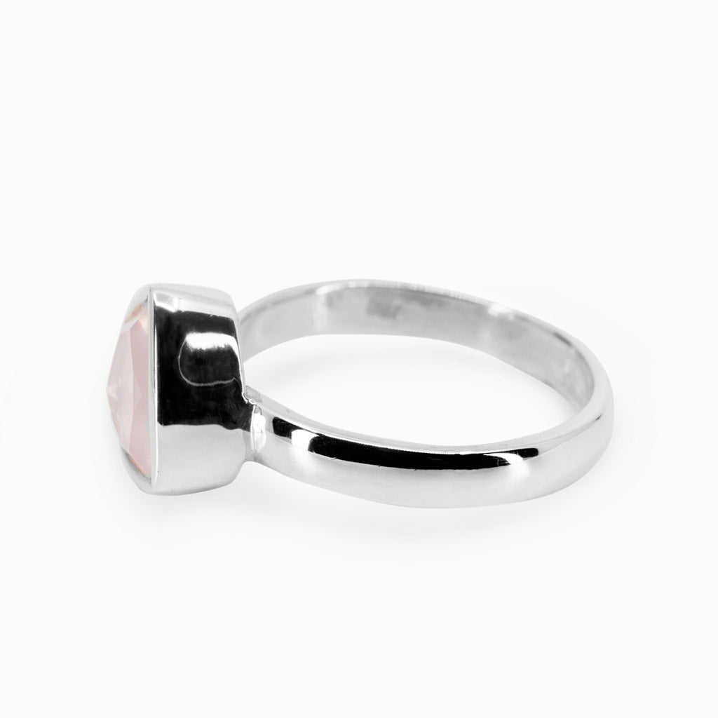Rose Quartz Ring