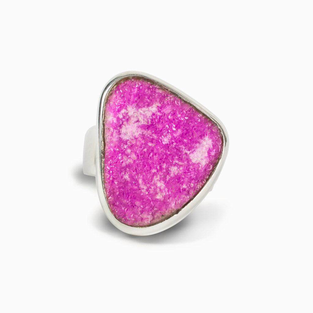Cobaltian Calcite Bright pink Ring