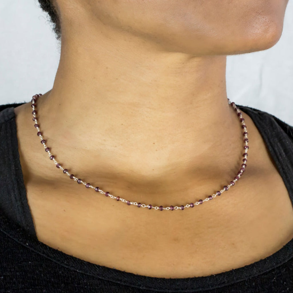 Garnet beaded chain necklace on Model