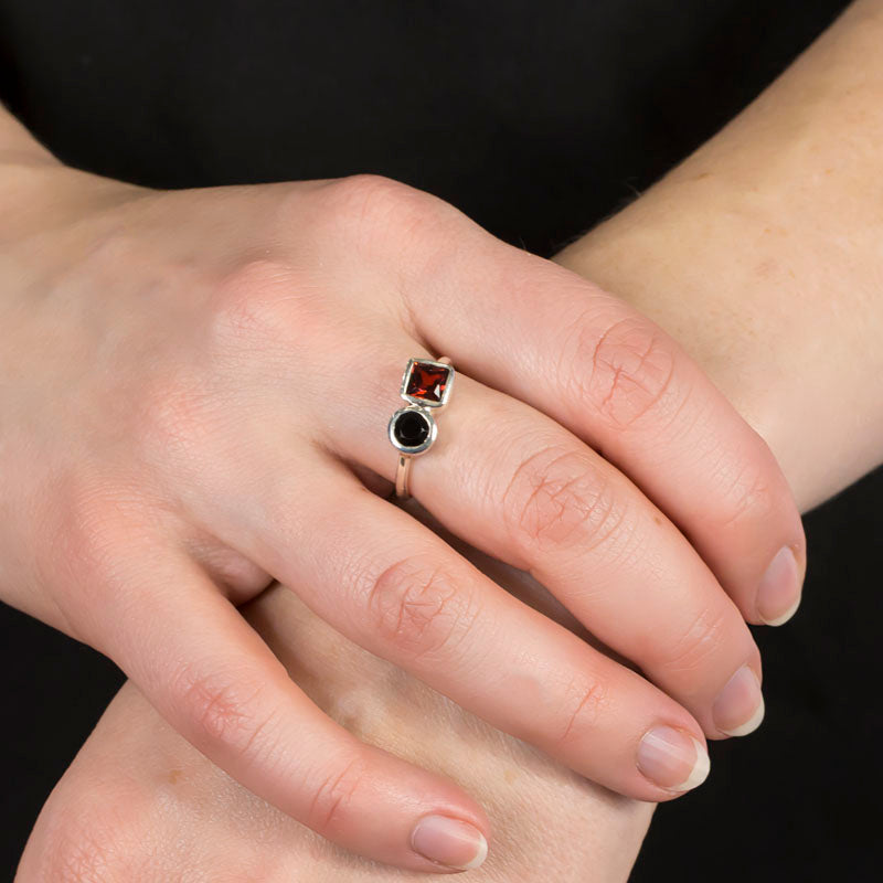Model Wearing Onyx & Garnet Ring