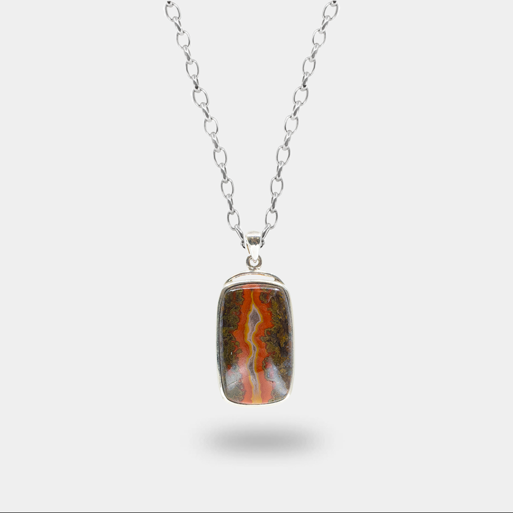 Seam Agate Necklace