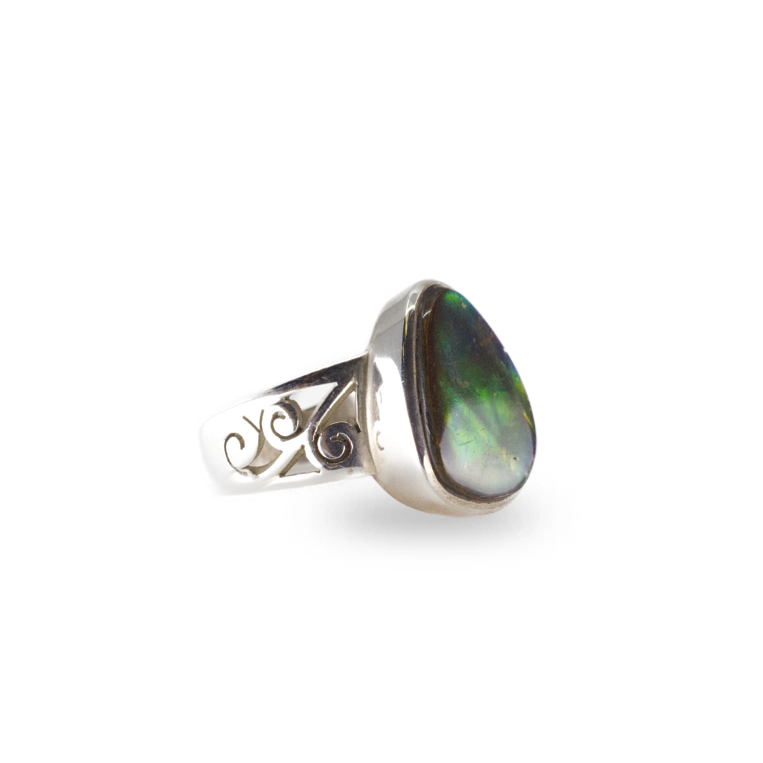 Ammolite Ring