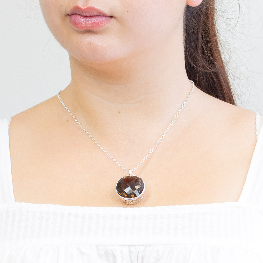 FACETED SMOKEY QUARTZ NECKLACE  ON MODEL