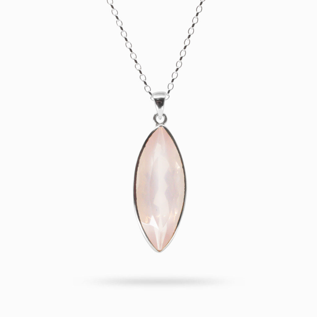 ROSE QUARTZ NECKLACE 