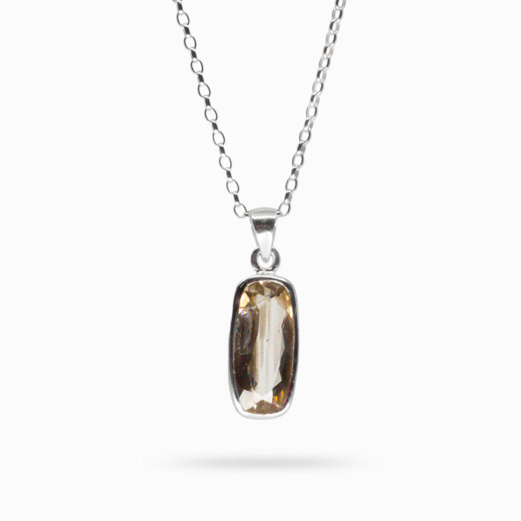 FACETED RECTANGLE  BEZEL SCAPOLITE NECKLACE 