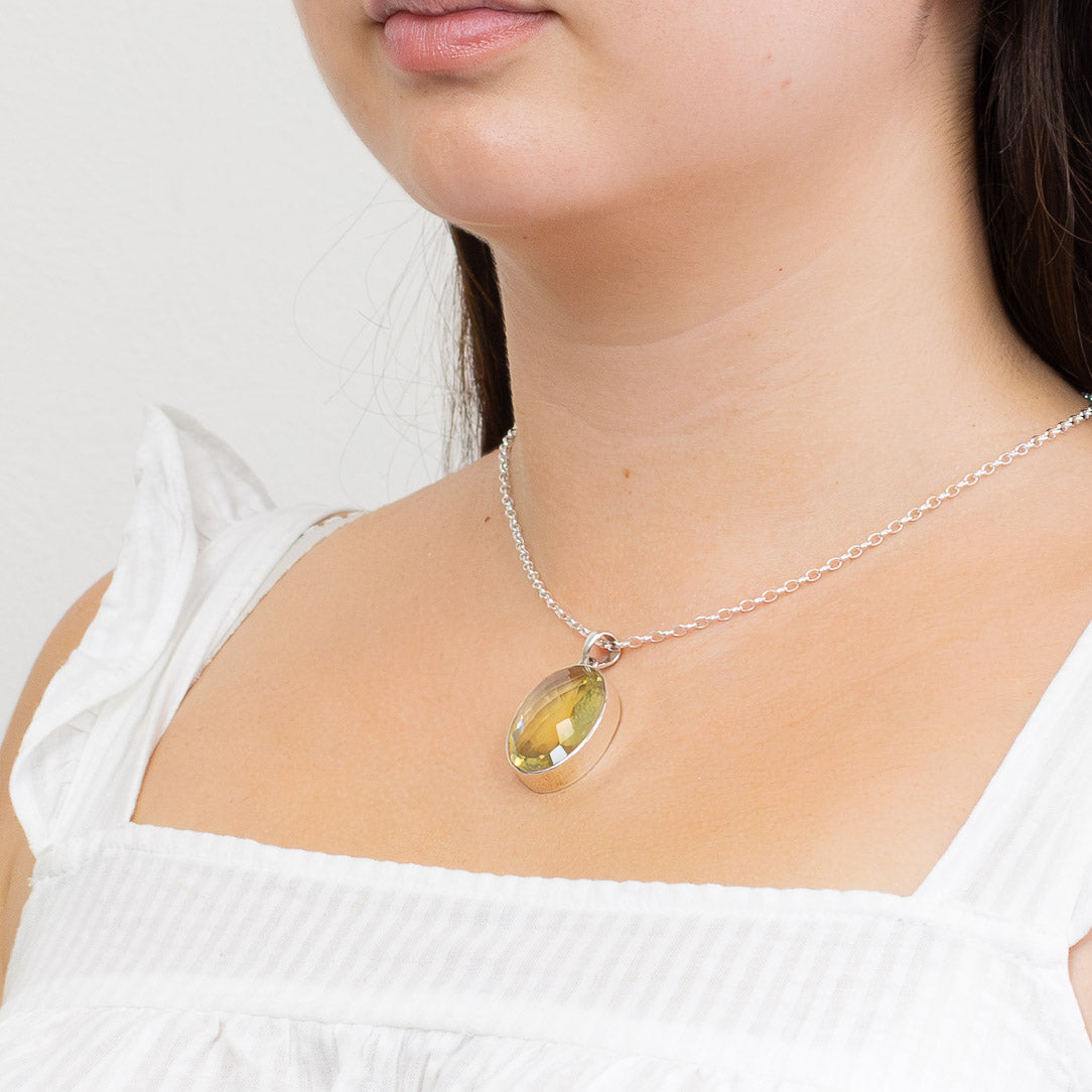 FACETED OVAL LEMON QUARTZ NECKLACE STERLING SILVER | MADE IN EARTH 