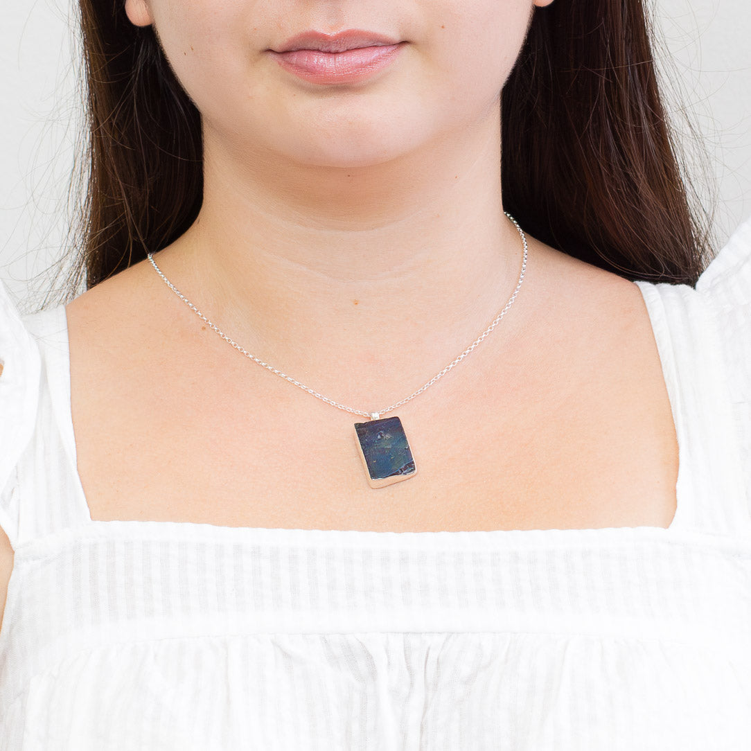 RAW SPECTROLITE NECKLACE  ON MODEL