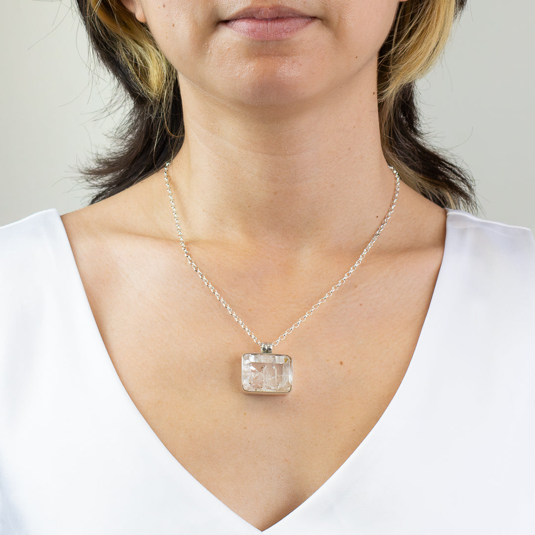 Manifestation Quartz Necklace