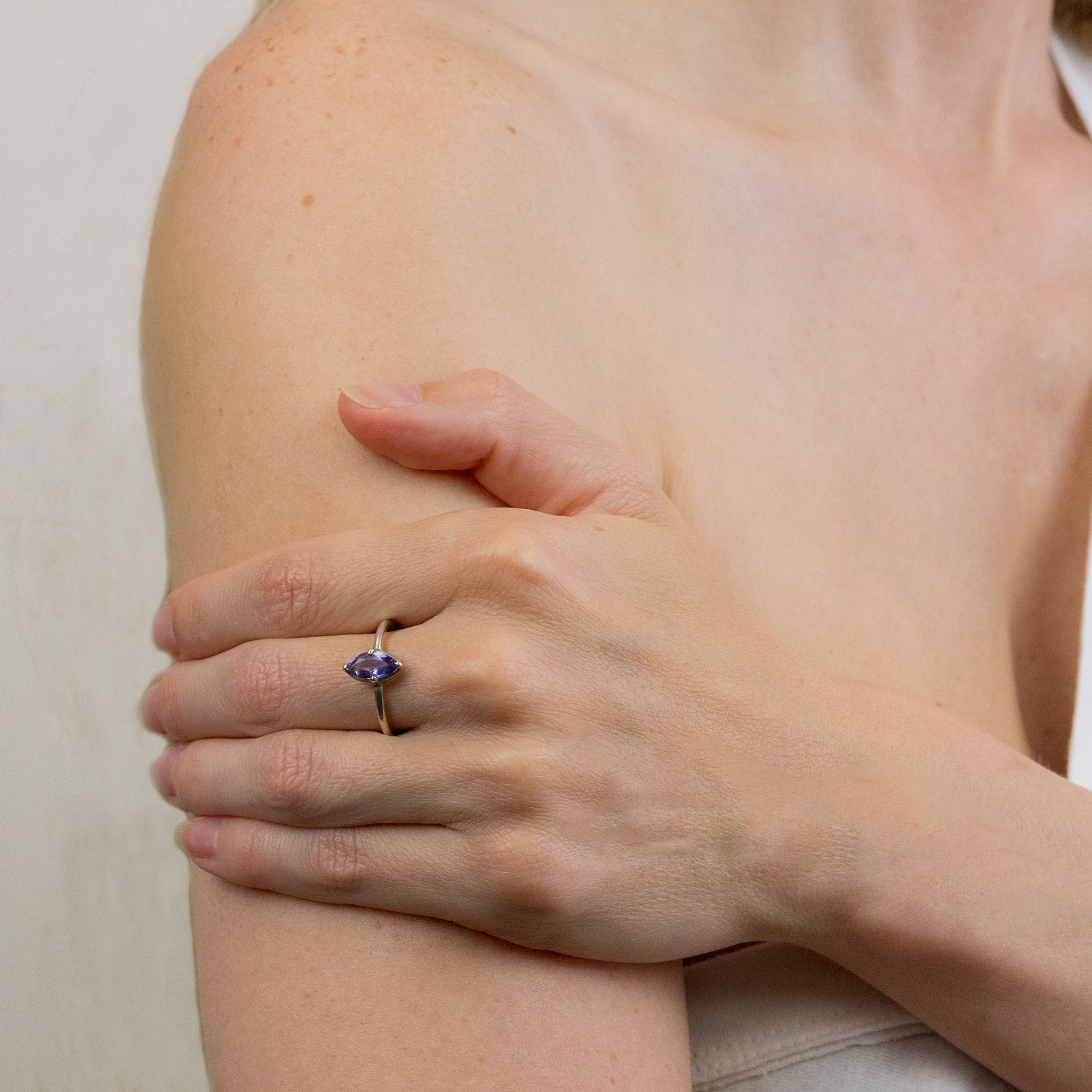 iolite ring model shot