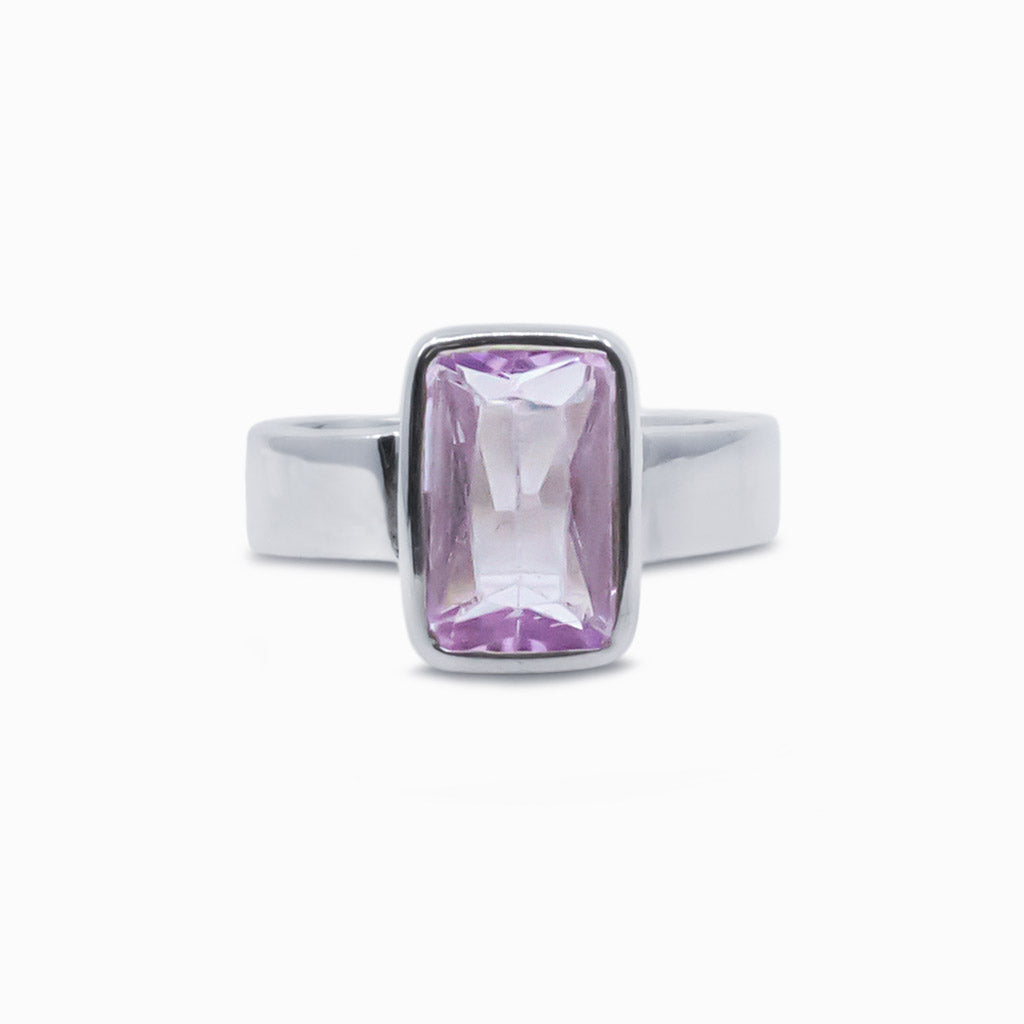 Kunzite ring