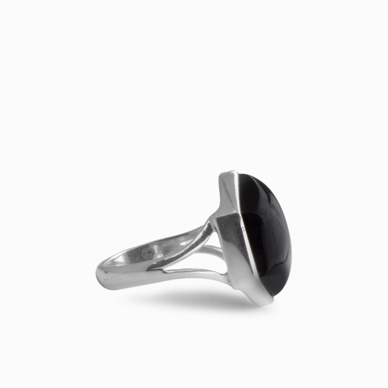 ONYX HEX RING 