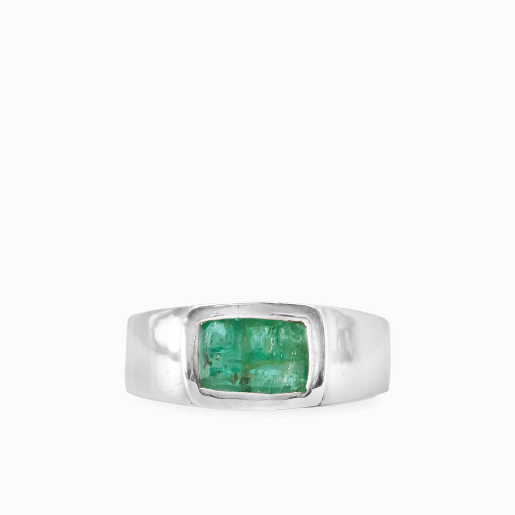 Natural rectangular green Emerald gemstone set in a polished 925 sterling silver ring.