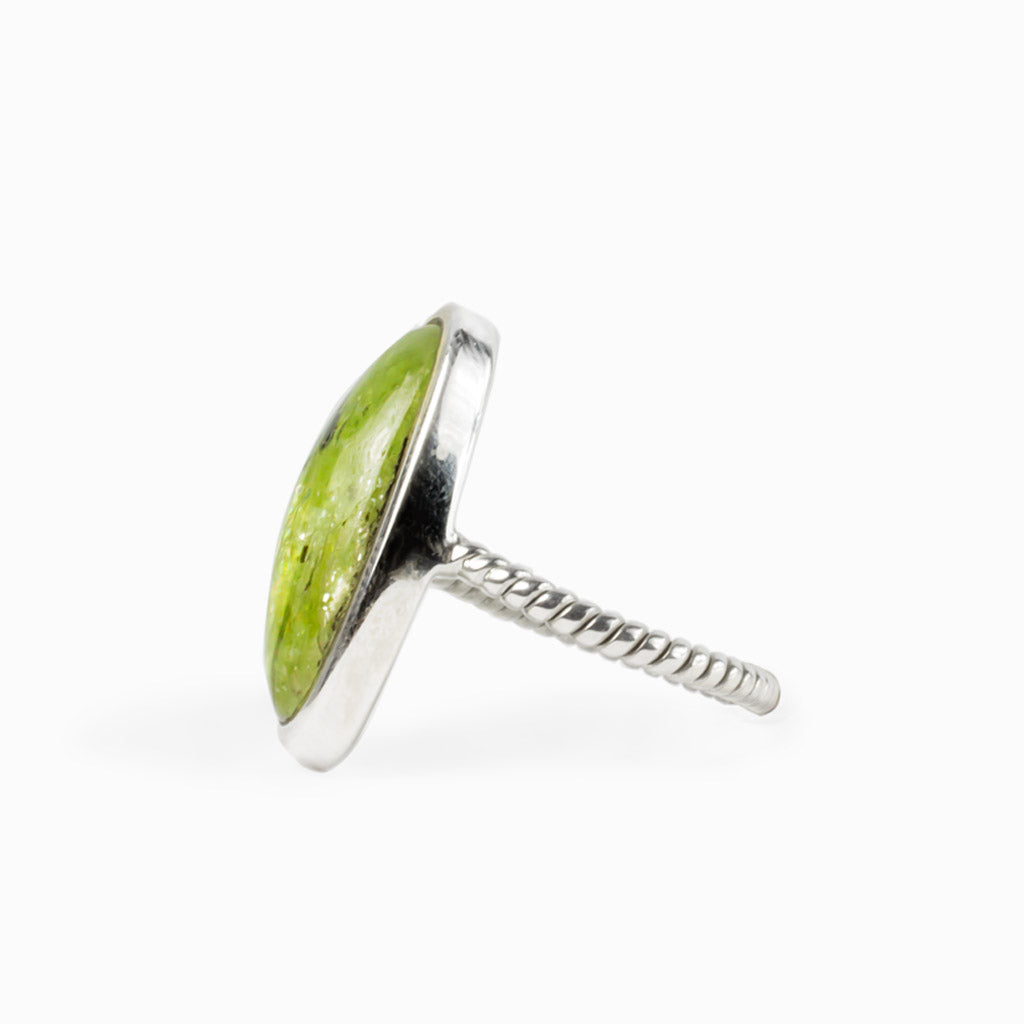Green Kyanite Ring
